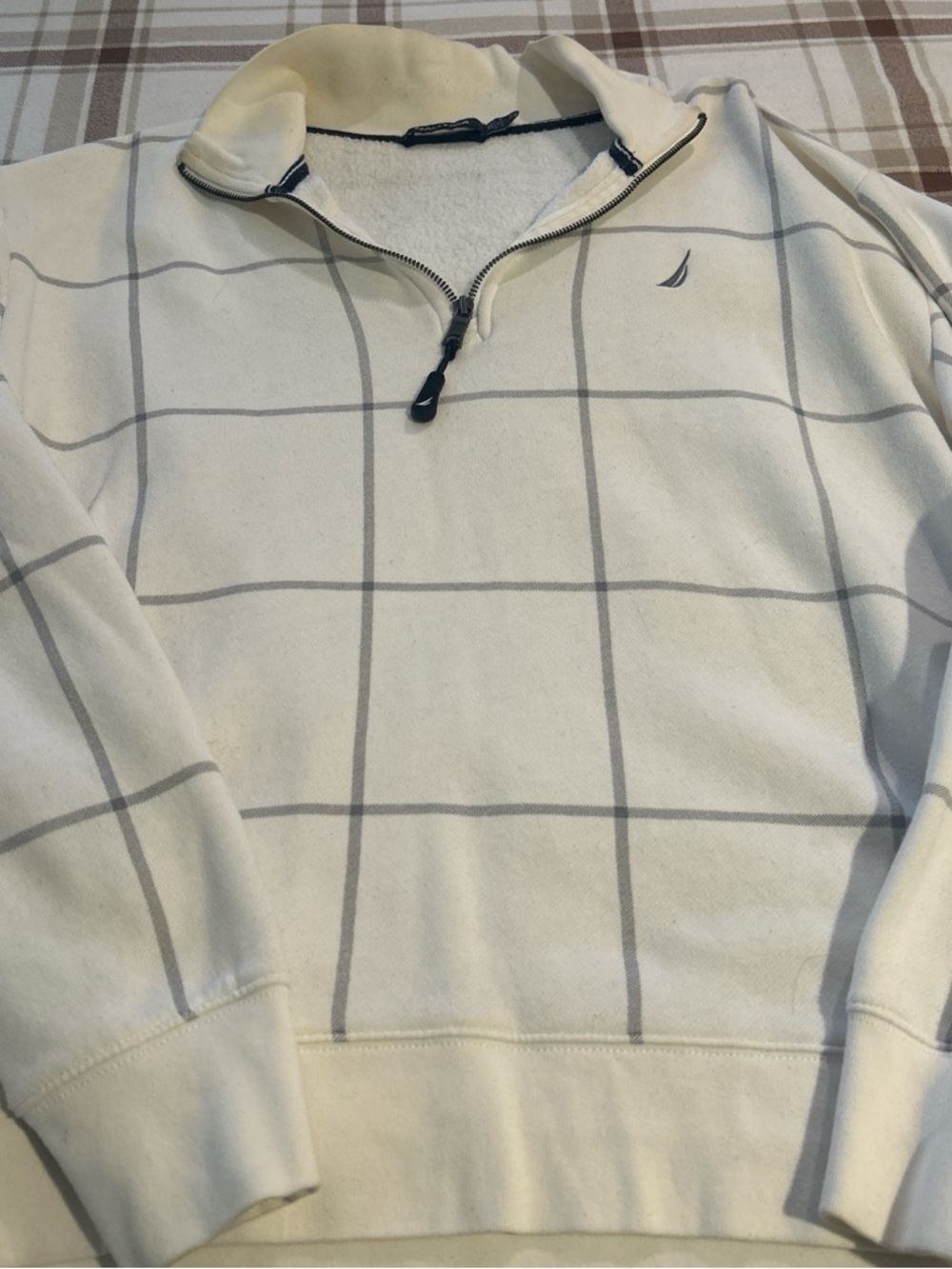 Nautica Men's Cream Windowpane Quarter-Zip Sweater
Large
Used